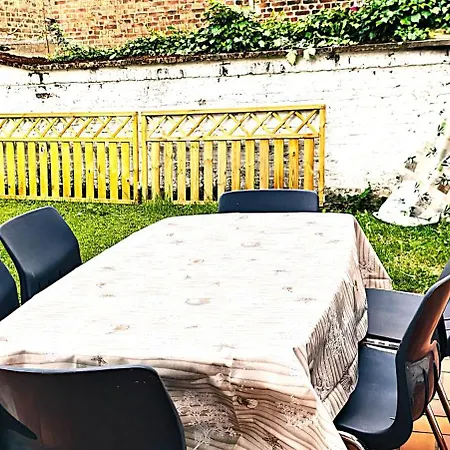 Avec Jardin Apartmán